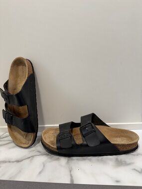 Birkenstock Arizona Sandal in black men’s size 41